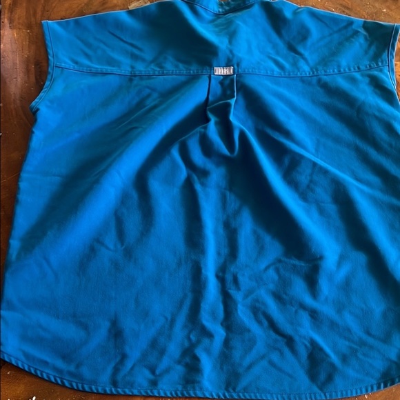 Figs Rafaela Top - Picture 2 of 4